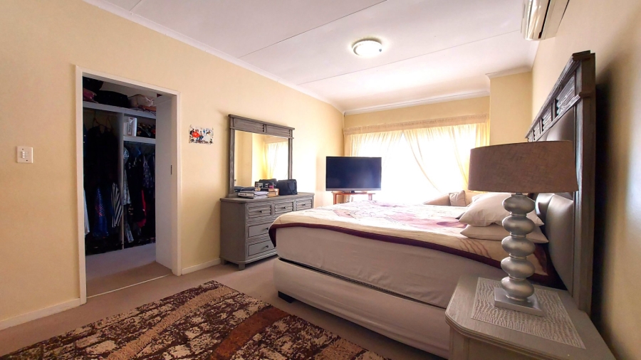 3 Bedroom Property for Sale in Melodie North West